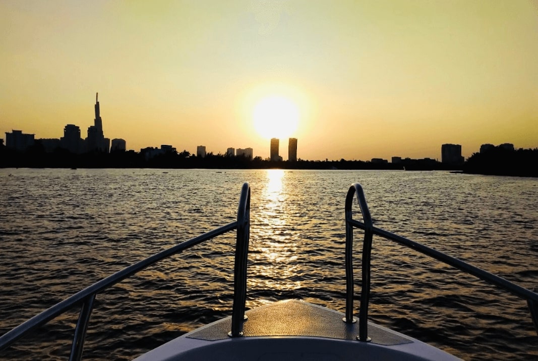 Saigon River Sunset Sightseeing Speedboat Tour